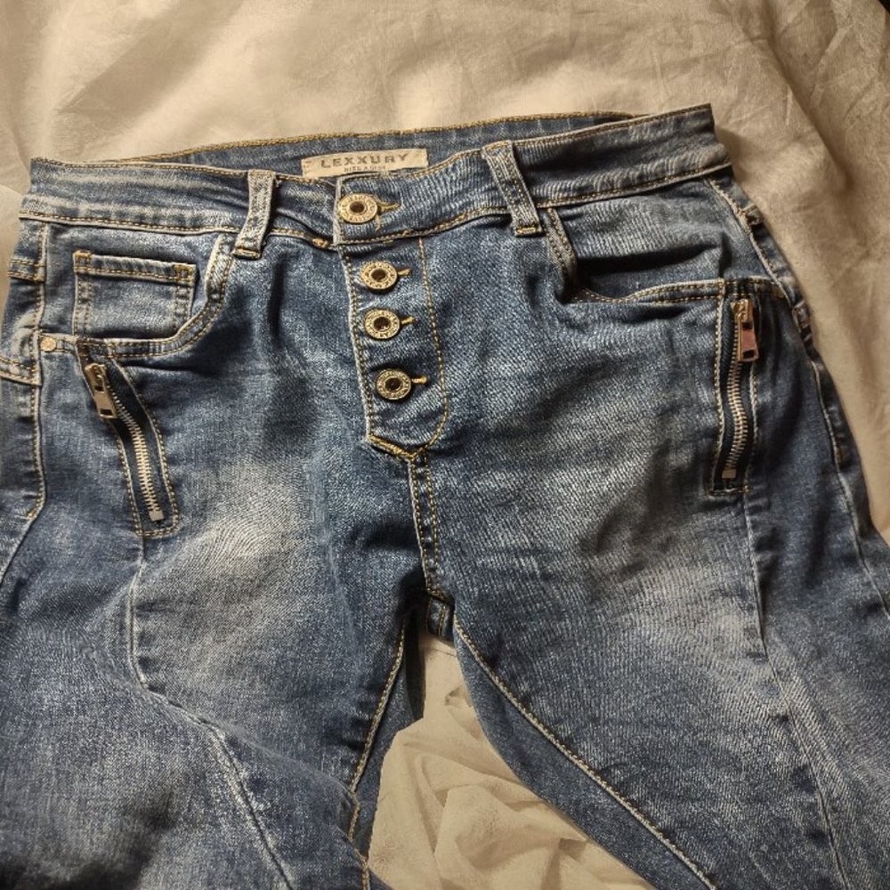 Lexxury Dark Blue Button Fly Jeans Skinny Leg Size XS / 34
